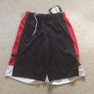 New! NWT Nike Shorts Boys Youth Small.